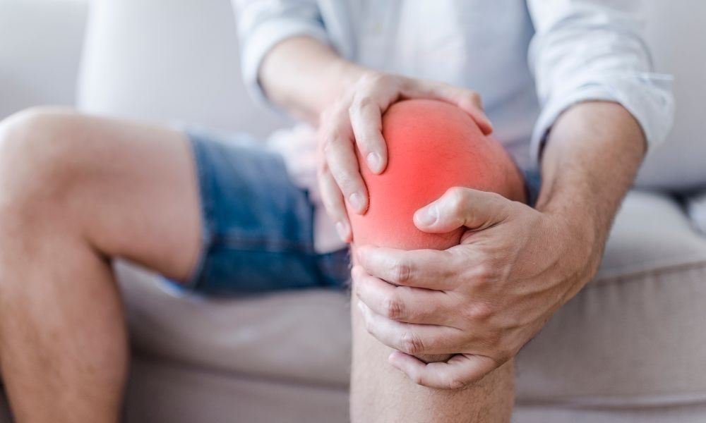 Man with knee pain