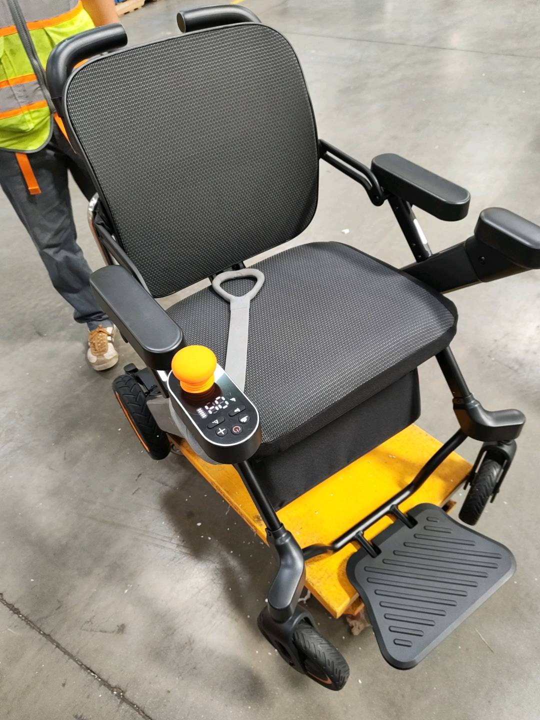 [Refurbished] Paiseec 3-in-1 Electric Wheelchair W3